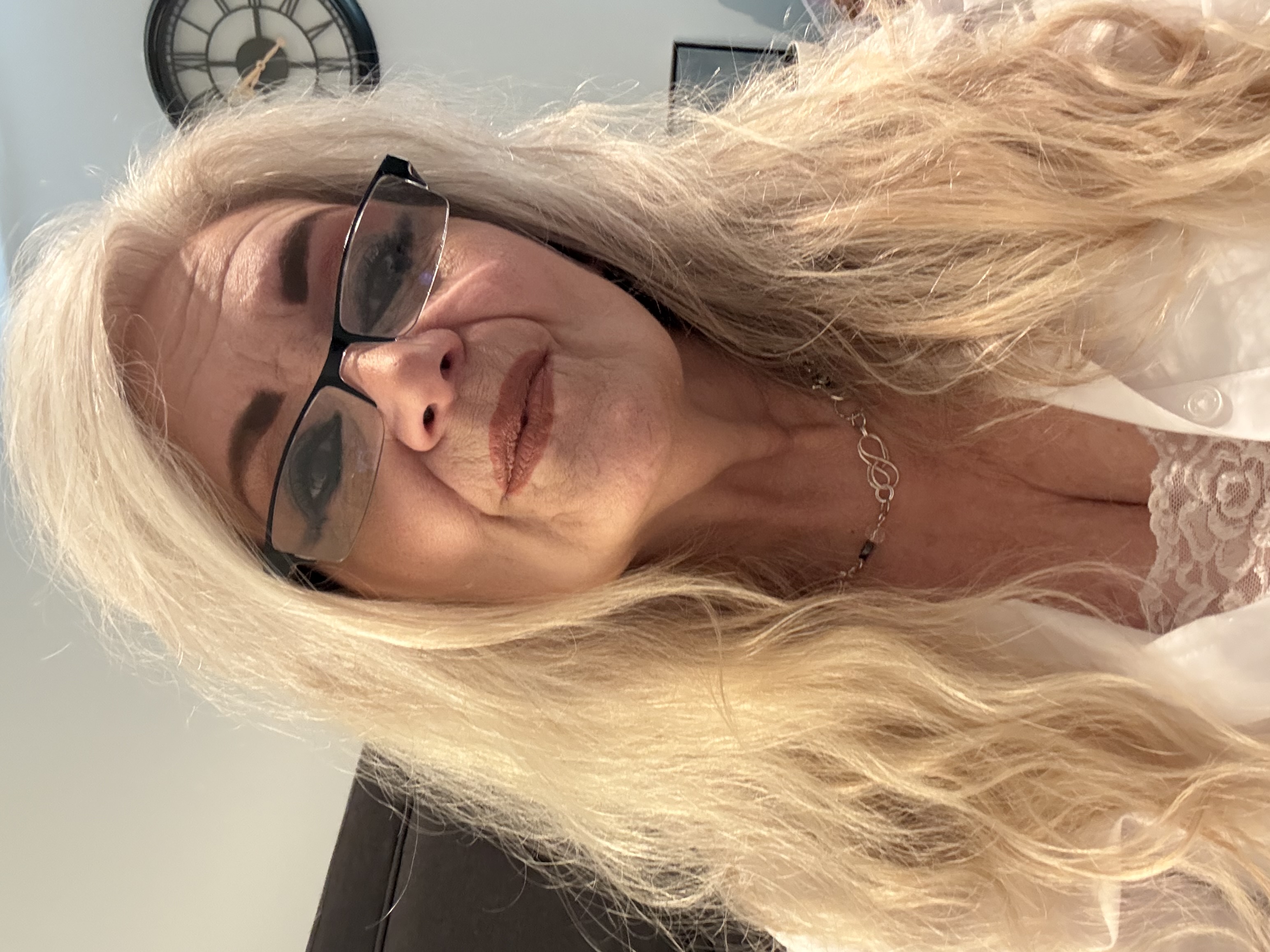 Robyn Olsen, founder and jewelry artisan at Nicole Designs